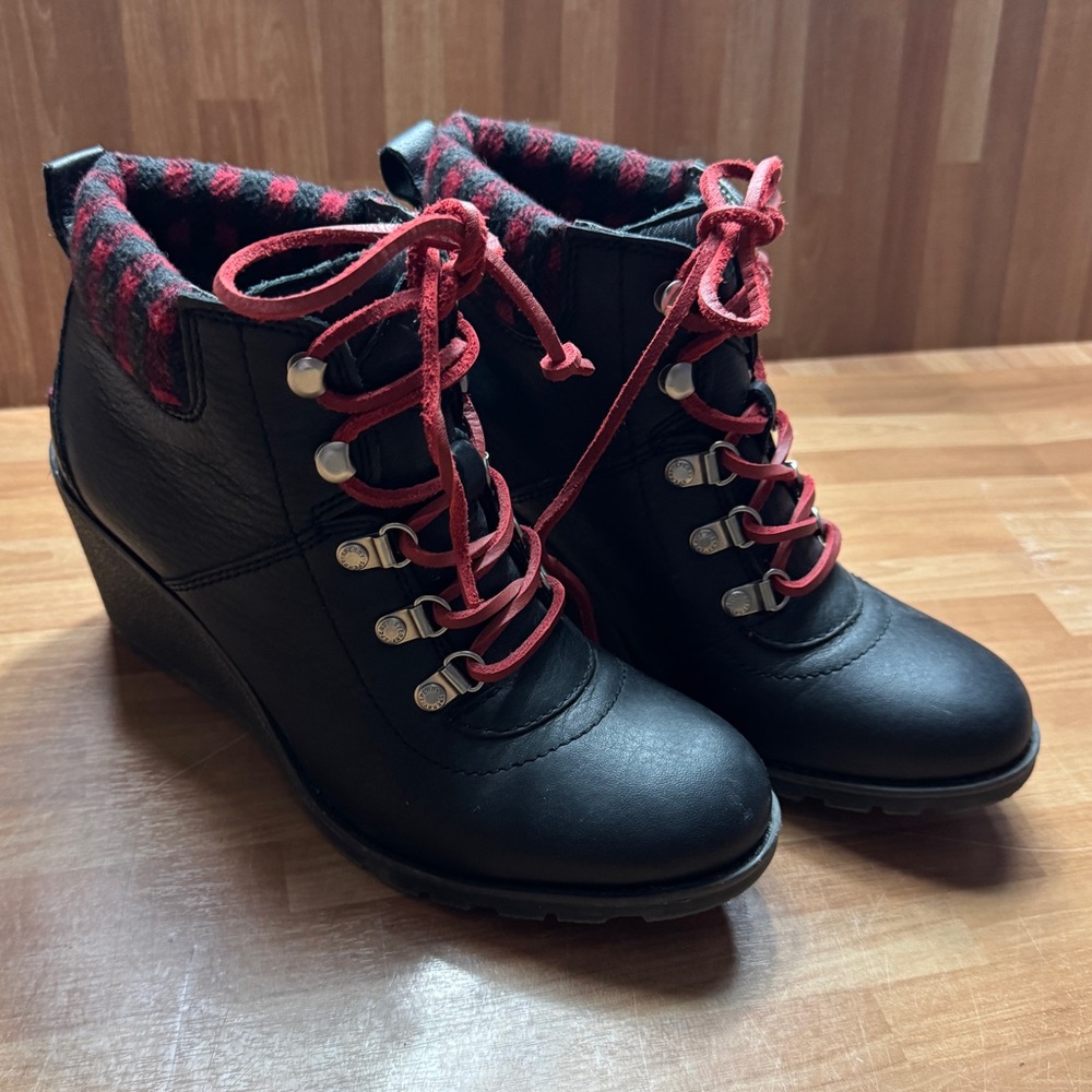 Sperry Top-Sider Celeste Bliss wedge ankle boots in black leather size 8.5